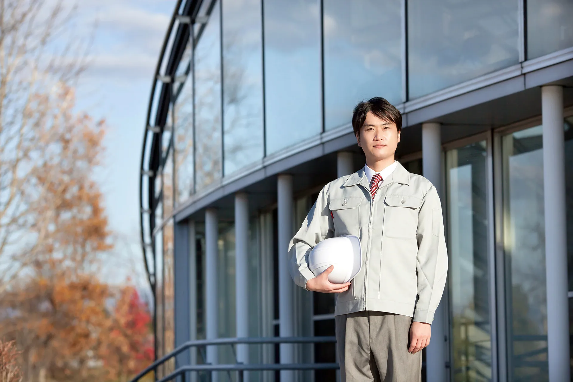 エスプロム株式会社